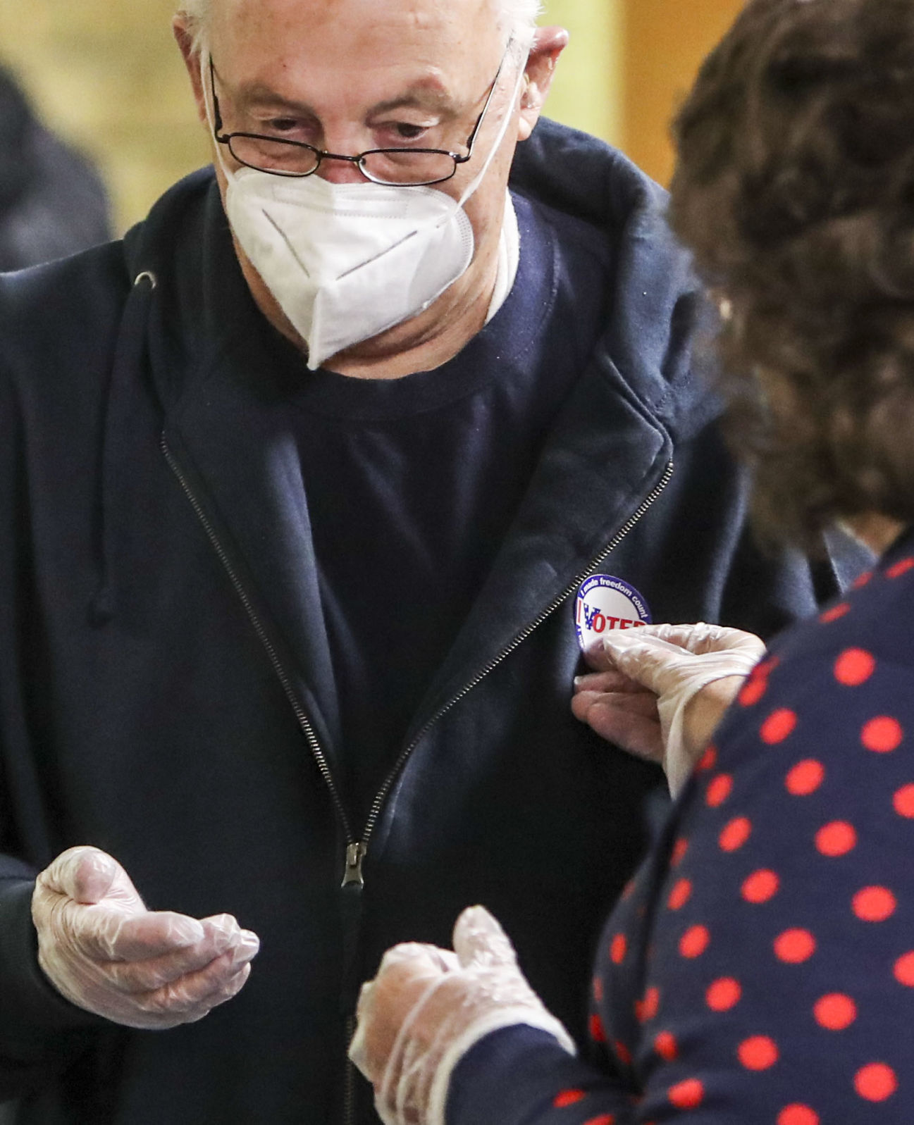110320-qct-voting-jg-07.JPG